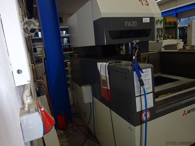 Drahterodiermaschine Mitsubishi FA 20