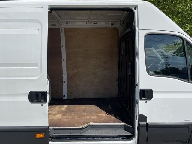 Panelvan iveco Daily 35S14 Maxi