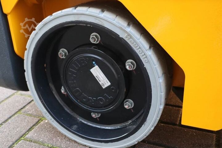 Scissor lift Haulotte Compact 8N Valid inspection, *Guarantee! 8m Workin