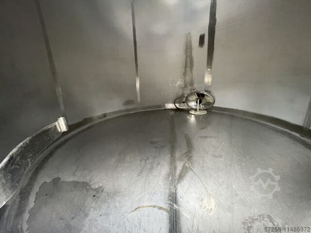 Δεξαμενή από ανοξείδωτο χάλυβα 14000l , χάλυβας 316L 140hl