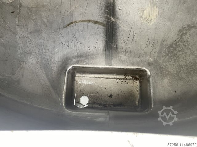 Δεξαμενή από ανοξείδωτο χάλυβα 14000l , χάλυβας 316L 140hl