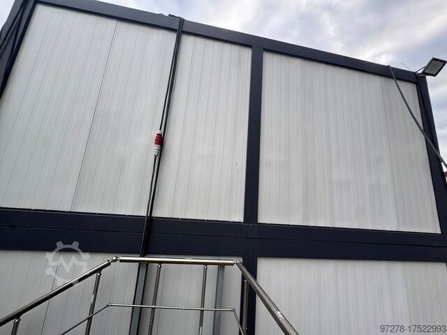 Construcție modulară de containere din 24 de unități. Baucontainer Hochburg Container