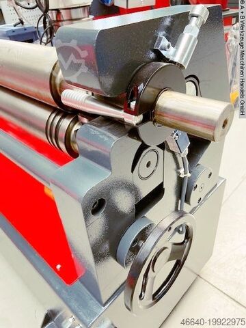 Bøjemaskine til metalplader - 3 ruller AKBEND ASM 130-15/4.0