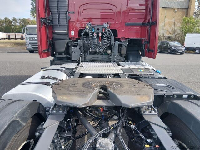 Standaard trekker Volvo FH 500 Retarder Standklima