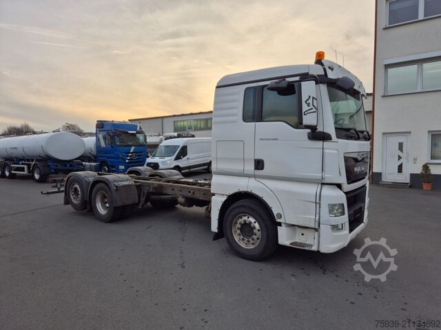Commercial vehicle MAN TGX 26.480
