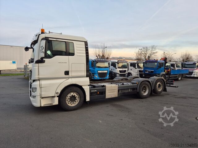 Commercial vehicle MAN TGX 26.480