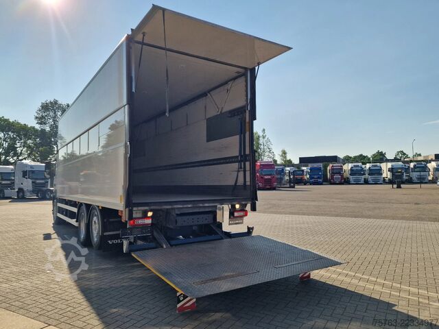 Kuffert Volvo FM 330 6x2*4 - Box with lifting roof - Loadlift...