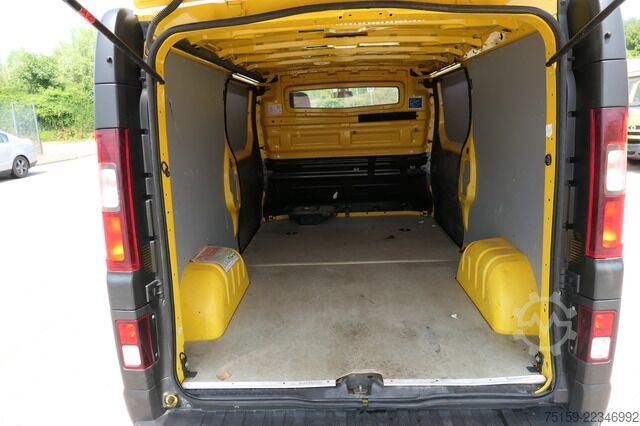 Bestelwagen renault Trafic dCi 120 L2H1 3,0t Komfort