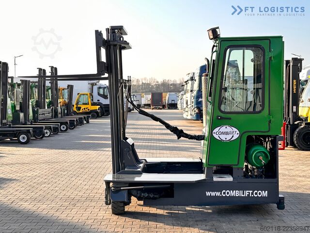 Cărucior cu stivuitor cu 4 căi Combilift C3000 / DUPLEX / 4100MM / LPG / FREE LIF