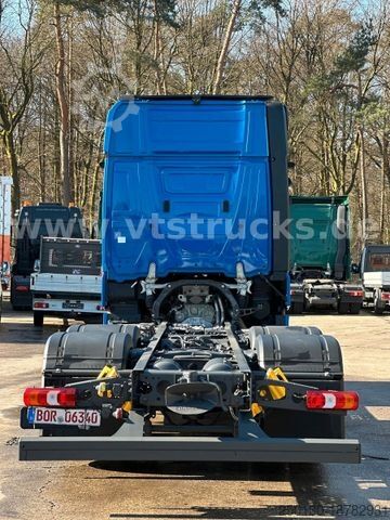 Vrachtwagenchassis MERCEDES-BENZ Actros MP5 2553 Giga Space 6x2 Liftachse