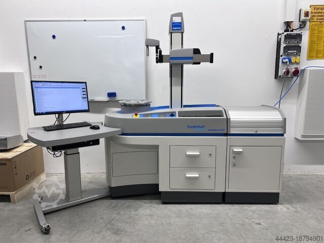 Messmaschine Hommel-Etamic Roundscan 555