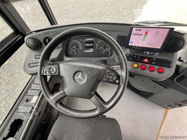 Kloubový autobus Mercedes-Benz O 530 G Citaro