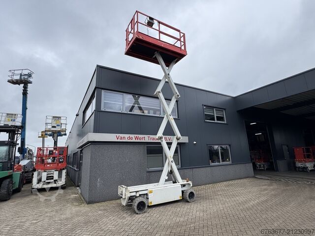 Holland-Lift Y 64 EL 14 Schaarhoogwerker / Sciccor lift 8.4M Werkhoogte Elektrisch 2015 HOLLAND-LIFT Y 64 EL 14 Schaarhoogwerker / Sciccor lift 8.4M Werkhoogte Elektrisch 2015