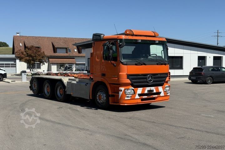 Camion scarrabile Mercedes-Benz Actros 3248 8x2 Multilift / Swiss-Vehicle