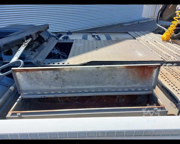 Τυπική μονάδα τράκτορα MERCEDES-BENZ Actros 4 18 4x2 - actros 1853 LS flat cab. .2,5 Euro V