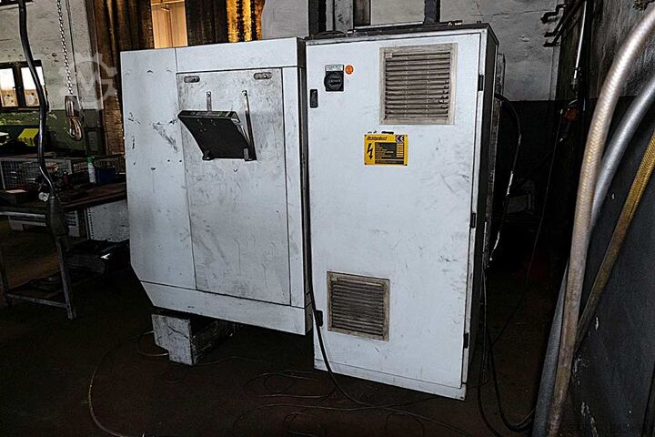 CNC vertikalni centar za mahiniranje Bridgeport VMC 600 22 digital
