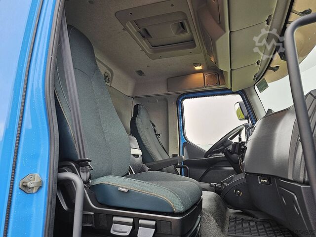 Refrigerated/frozen transport VOLVO FL 280.12