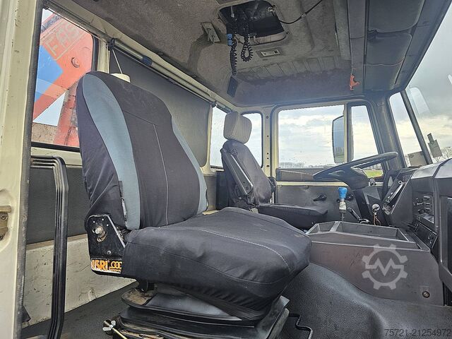 Tipper with crane DAF 2300 TURBO FRENCH TIPPER CRANE