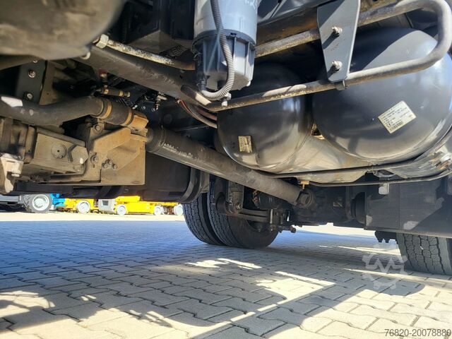 Kukásautó Renault D19