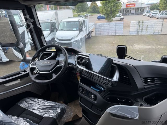 Standaard trekker IVECO S-WAY AS440S58T/P MY2024 RETARDER SOFORT VERFÜG