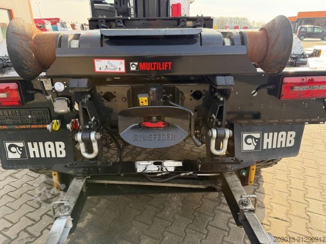 Hakowiec MAN 26.440 6x6 Abrollkipper Hiab Multilift