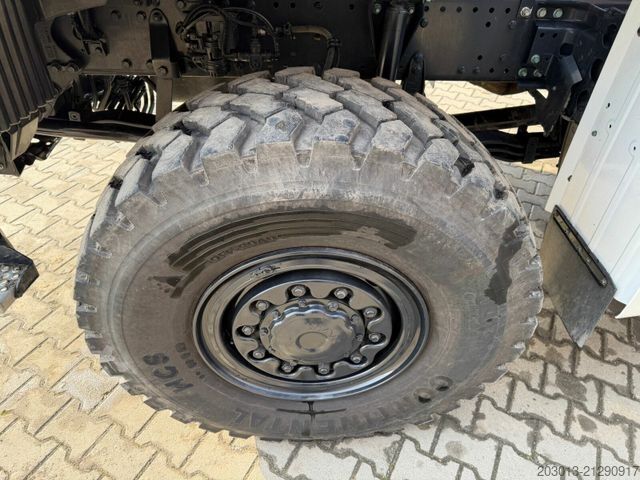 Hakowiec MAN 26.440 6x6 Abrollkipper Hiab Multilift