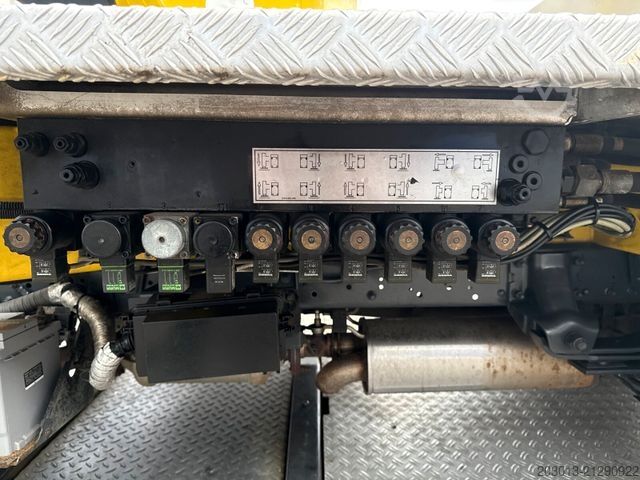 Podnośnik koszowy na samochodzie ciężarowym NISSAN Cabstar 4x2 Ruthmann Steiger TB 270