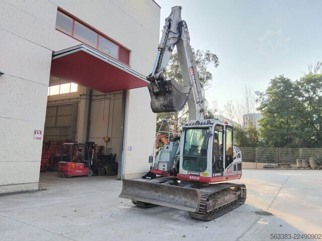 Minigraver Takeuchi TB2150R