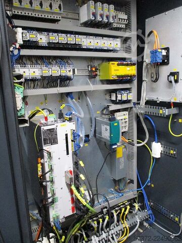 Vertikální CNC obráběcí centrum DMG Gildemeister DMC 635V eco