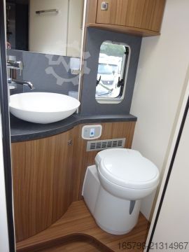 Semi-integrated camper Eura Mobil Contura 766 EF AHK*hydr. Hubst.*TV*Klima*Sol.