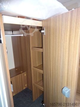 Semi-integrated camper Eura Mobil Contura 766 EF AHK*hydr. Hubst.*TV*Klima*Sol.