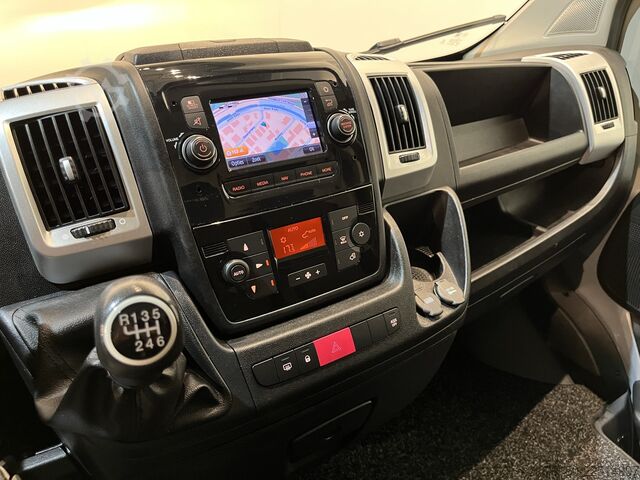 Bestelwagen Fiat Ducato 30 2.3 MultiJet L2H2 120 PK / Euro 6 / A...