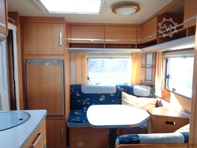 Wohnwagen WILK S3 450 HTD *Fahrradträger*Ultraheat*Backofen*