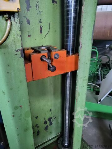 PRZECIĄGARKA BROACHING MACHINE