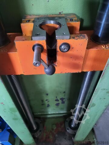 MARÓGÉP BROACHING MACHINE 