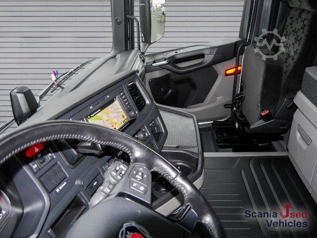 Standardni tegljač Scania R 460 A4x2NA - SUPER -
