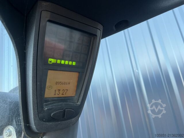 LPG viljuškari Linde H35T-02