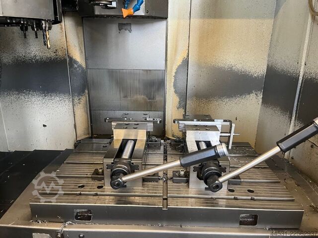 Verticale bewerkingscentrum Deckel Maho DMC 63 V