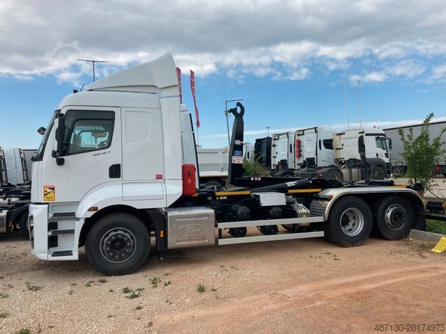Φορτηγό ειδικού σκοπού FORD F-LINE 2642T 6x2 EURO 6 Multilift