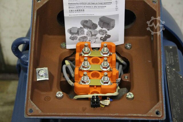 Silnik elektryczny 30 kW 2970 obr. Aerzen WEG 200L-02