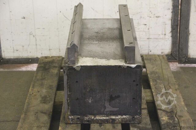 Drehmaschinenbett-Verlängerung Meuselwitz 780/355/H390 mm