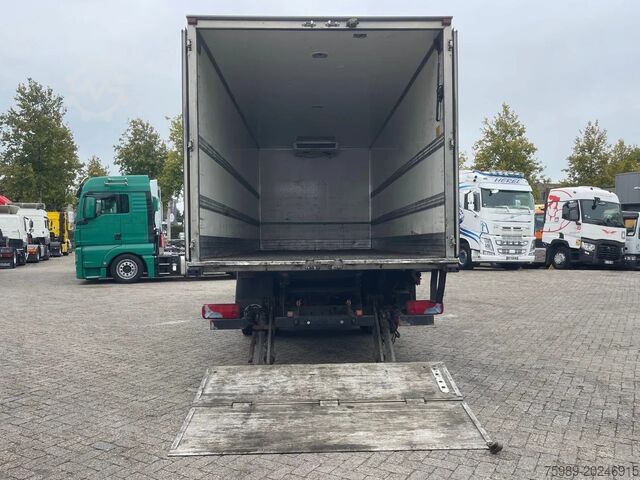 Μεταφορά σε ψύξη/κατάψυξη MAN TGL 12.220 Cool truck. Thermo King V300