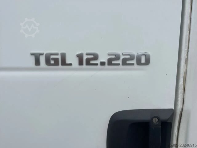 Μεταφορά σε ψύξη/κατάψυξη MAN TGL 12.220 Cool truck. Thermo King V300