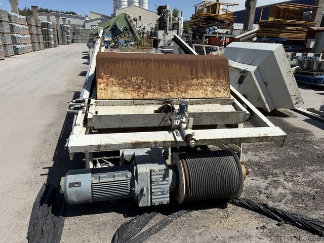 Beton karıştırıcı KNIELE zasobnik kruszywa 3x18m3