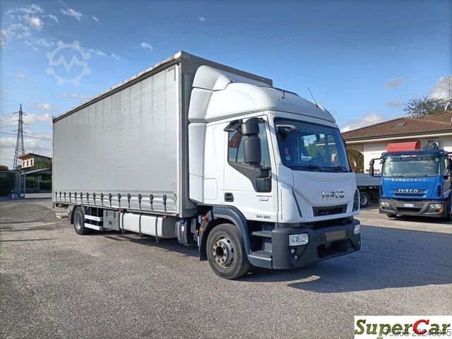 Nákladní auto s valníkem a plachtou Iveco EUROCARGO 160-320