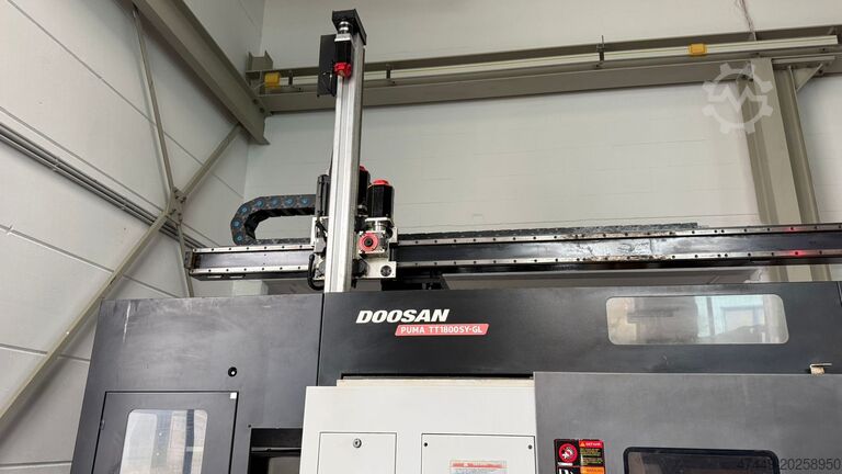 Centrum tokarsko-frezarskie CNC Doosan Puma TT 1800SY-GL