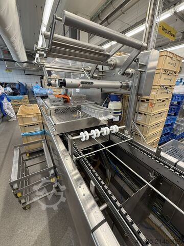 Linea di termoformatura MULTIVAC R 245