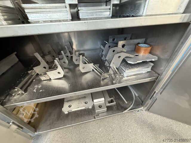 Linea di termoformatura MULTIVAC R 245