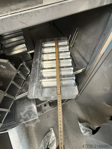 Thermoforming line MULTIVAC R 245