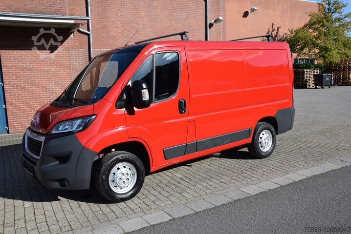 Magas tetős furgon Peugeot Boxer  333 L1H1 2,0 HDI Klima AHK Standheizung